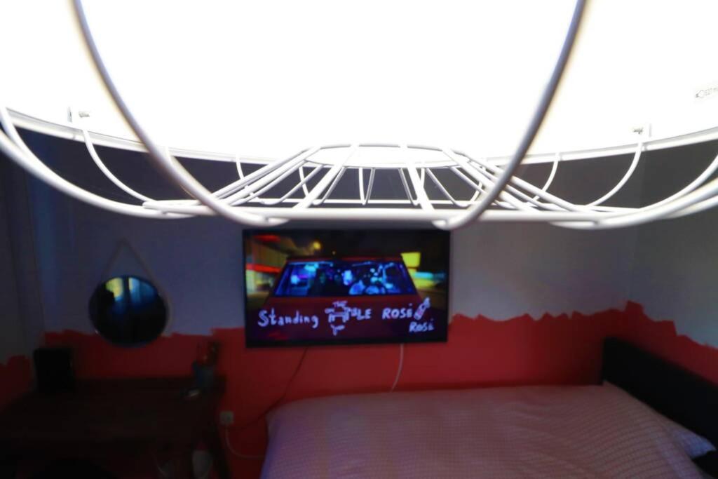 Room Emma,Between Bus And Train Station,Netflix,Speed Wi-Fi Zagreb Exterior photo