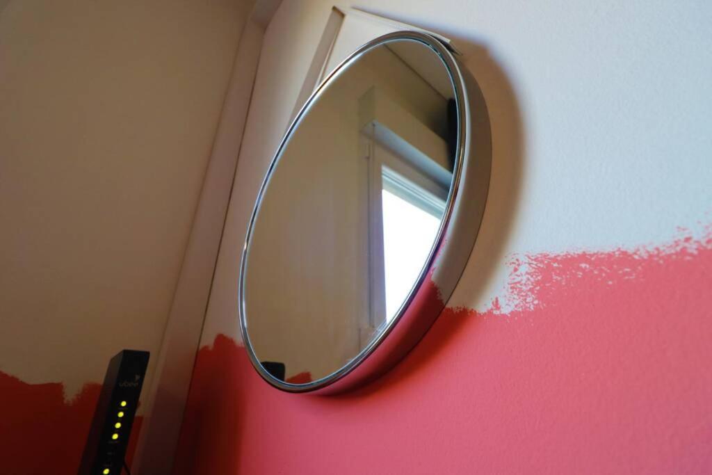 Room Emma,Between Bus And Train Station,Netflix,Speed Wi-Fi Zagreb Exterior photo